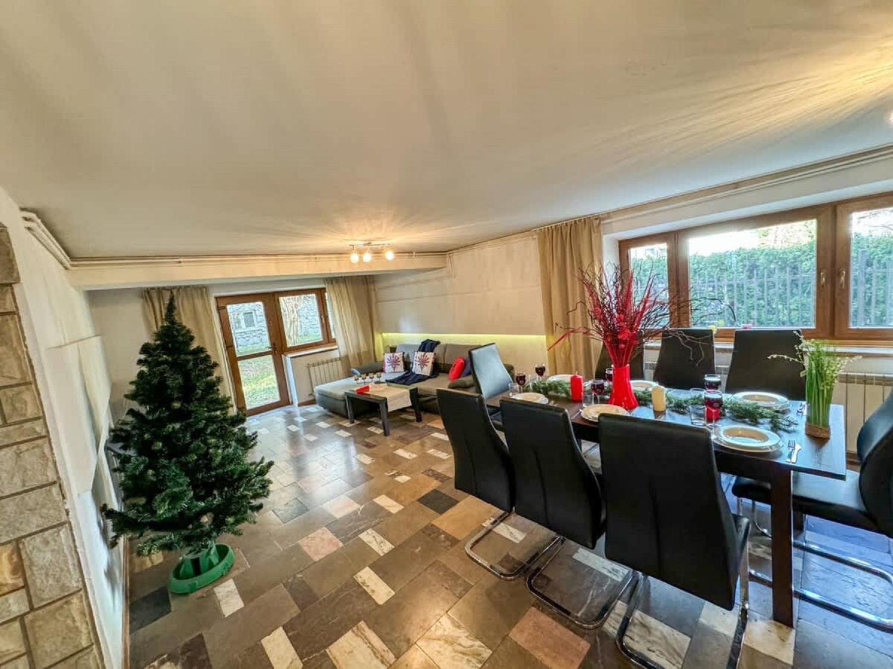 Modrzejewska In The Centre Of By Renters Apartment *